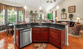 9 Spring Lake Ct, Barnegat, NJ 08005