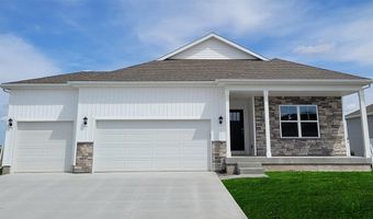 449 MEADOWS Ct, Polk City, IA 50226
