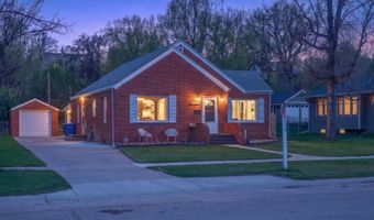 1032 Kingsbury St, Belle Fourche, SD 57717