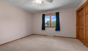 512 W ROLLING MEADOWS Ln, Appleton, WI 54913