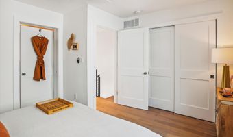 697 GIDDINGS Ave, Annapolis, MD 21401