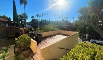 1616 Redcliff, Los Angeles, CA 90026