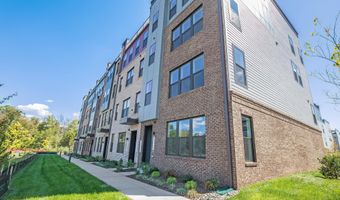 44514 WOLFHOUND Sq, Ashburn, VA 20147