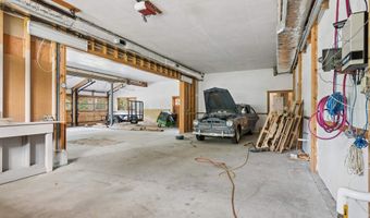 817 Gulf Rd, Barnard, VT 05031