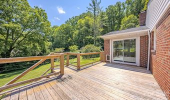 2150 Nc 80 Hwy, Bakersville, NC 28705