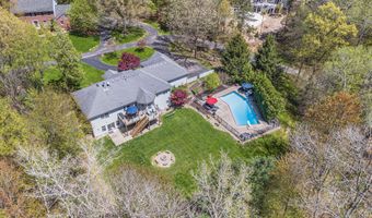 6526 Ada Dr SE, Ada, MI 49301