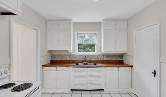 140 Everett Rd, Albany, NY 12205