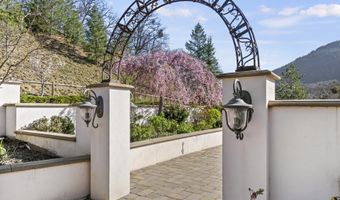 3721 SISKIYOU Hwy, Ashland, OR 97520