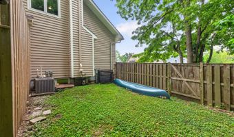 108 N Main St, Algonquin, IL 60102