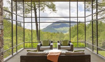 749 Stillmont Cir, Cashiers, NC 28717