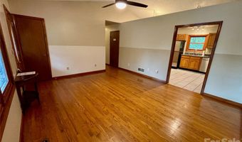 21 Ashwood Dr, Asheville, NC 28803