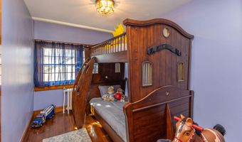 18 Bayside Dr, Belfast, ME 04915