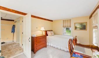 188 Forest Rd, Hancock, NH 03449
