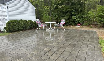 13 Pine Cone Dr, Alfred, ME 04002