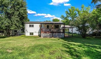 321 Fairview Ct, Ballwin, MO 63021