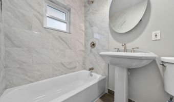 62 Barry Dr, Alloway, NJ 07422