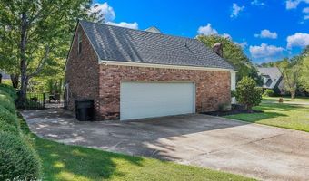 1260 Capilano Dr, Shreveport, LA 71106