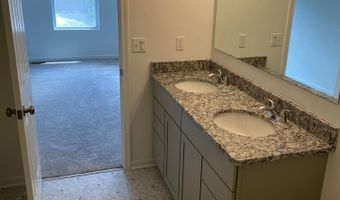 2682 Valley Dr, Ann Arbor, MI 48103