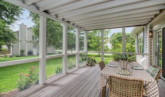 3020 Redbud Cir, Ames, IA 50014