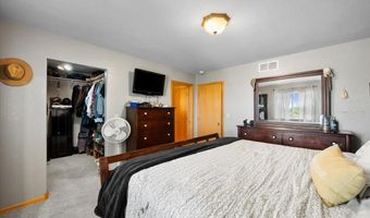 702 Taylor Ct, Belle Fourche, SD 57717
