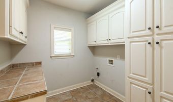 303 Beacon Hl, Brandon, MS 39042
