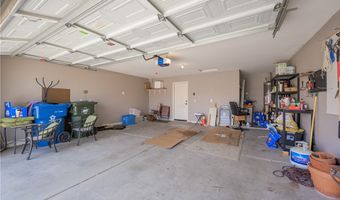 2452 Topanga Dr, Bullhead City, AZ 86442