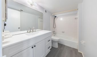 2600 INDIAN Dr 2B, Alexandria, VA 22303