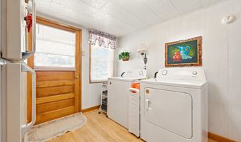 740 E Powers St, Albany, IN 47320
