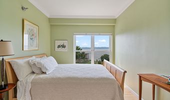 33 North Ave 12, Burlington, VT 05401