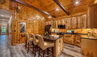 305 Griffin Ln, Allardt, TN 38504