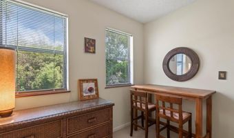 186 PINE St, Atlantic Beach, FL 32233