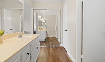 2880 Englewood Way, Carlsbad, CA 92010