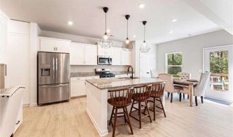 124 Cummings Ct, Ball Ground, GA 30107