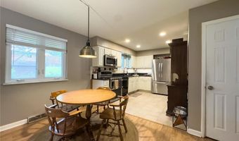 2035 Valmont Dr, Arnold, MO 63010