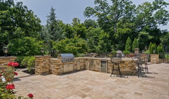 1952 CANTERBURY Rd, Abington, PA 19001