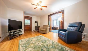 664 Monroe Ave, Angola, NY 14006