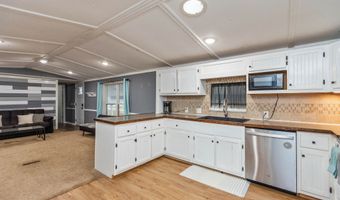 5195 E State Road 54, Bloomfield, IN 47424