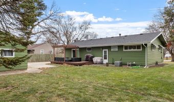 303 5th Street Pl SE, Altoona, IA 50009