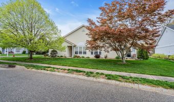 64 Symphony Ave, Bayville, NJ 08721