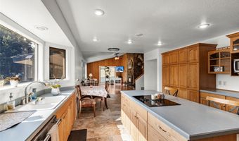 228 Lake Hills Ct, Bigfork, MT 59911