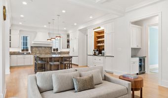6213 DAHLONEGA Rd, Bethesda, MD 20816