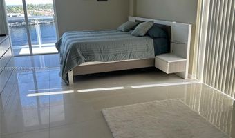 20515 E Country Club Dr 747, Aventura, FL 33180