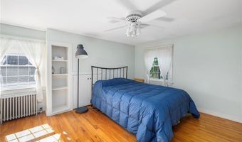 154 Chapmans Ave, Warwick, RI 02886