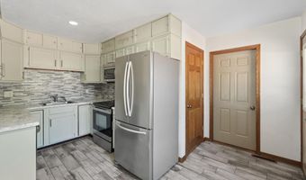201 Rockwell Ave, Ames, IA 50014