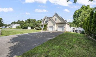528 Vanderbilt Ave, Bayville, NJ 08721