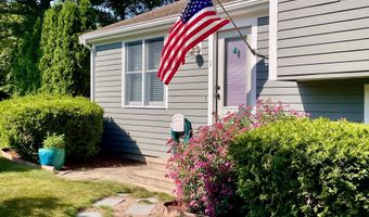 1 Sandy Ln, Bourne, MA 02532