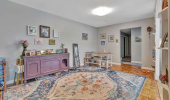 4028 Ledgewood Dr, Cincinnati, OH 45229