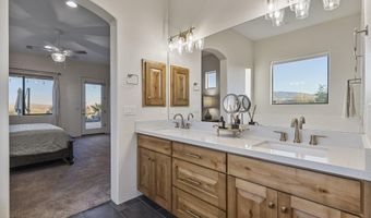 21620 W Buckwheat Ln, Congress, AZ 85332