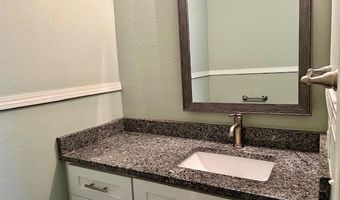 8 Cummings Ln, Bella Vista, AR 72715