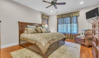 40 Bunker Hill Dr, Allentown, NJ 08501